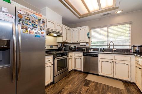 8908 Redwater Dr, Antelope, CA 95843 photo 2