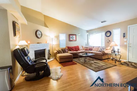 8329 Benjamin Dr, Antelope, CA 95843 photo 4