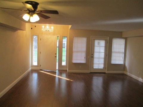 7629 Roberta Ln, Antelope, CA 95843 photo 3