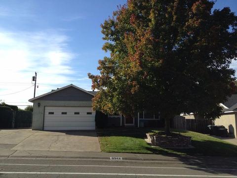 6512 Saint James Dr, Carmichael, CA 95608 photo 1