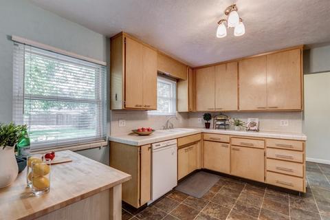 2528 Eastern Ave, Sacramento, CA 95821 photo 9