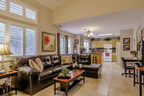 910 Zumstein Dr, Ripon, CA 95366 photo 8