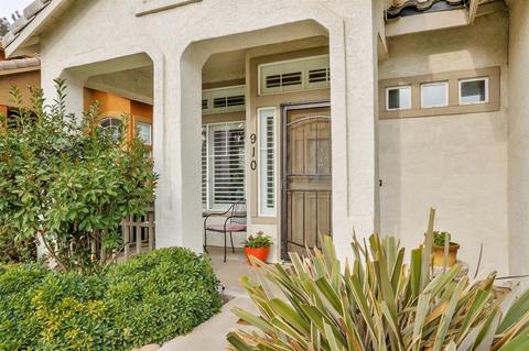 910 Zumstein Dr, Ripon, CA 95366 photo 3