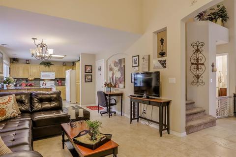 910 Zumstein Dr, Ripon, CA 95366 photo 9