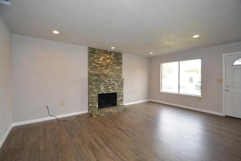 943 Parkside Ave, Manteca, CA 95336 photo 3