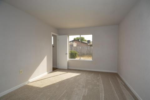 943 Parkside Ave, Manteca, CA 95336 photo 9