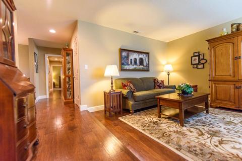 952 Carson Ave, Manteca, CA 95337 photo 3