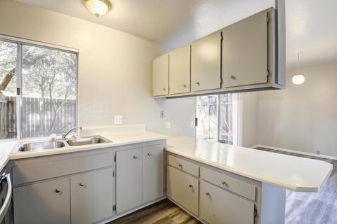 1807 Sycamore Ln, Davis, CA 95616 photo 13