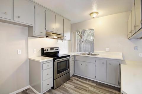 1807 Sycamore Ln, Davis, CA 95616 photo 9