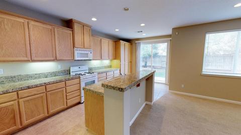 2713 Amir Dr, Modesto, CA 95355 photo 4