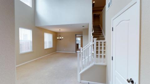 2713 Amir Dr, Modesto, CA 95355 photo 2