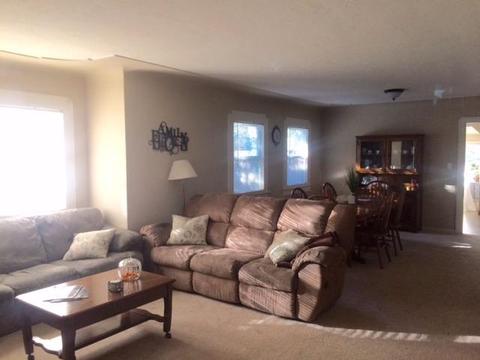 477 Florence St, Turlock, CA 95380 photo 2