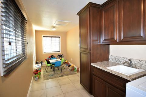 1895 E Marshall St, Turlock, CA 95380 photo 18