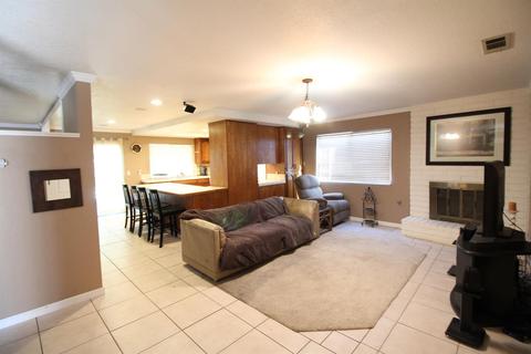 1044 Placer Ave, Manteca, CA 95336 photo 4
