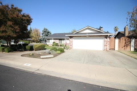 1044 Placer Ave, Manteca, CA 95336 photo 2