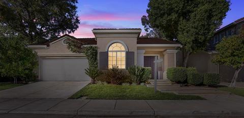 3224 Antonio Loop, Tracy, CA 95377 photo 2