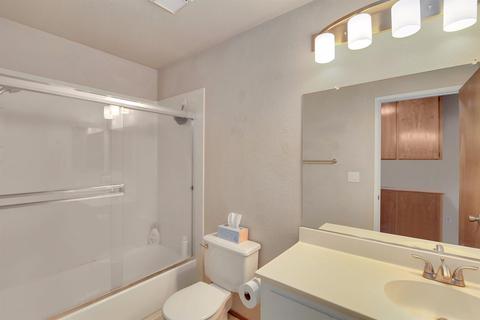 3135 Newport Ter, Davis, CA 95618 photo 12