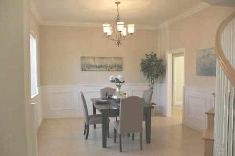 5512 Marden Dr, Davis, CA 95618 photo 3
