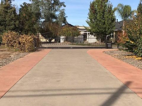 9121 E Harney Ln, Lodi, CA 95240 photo 1