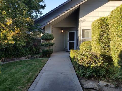 2425 Christiansen Ct, Modesto, CA 95355 photo 2