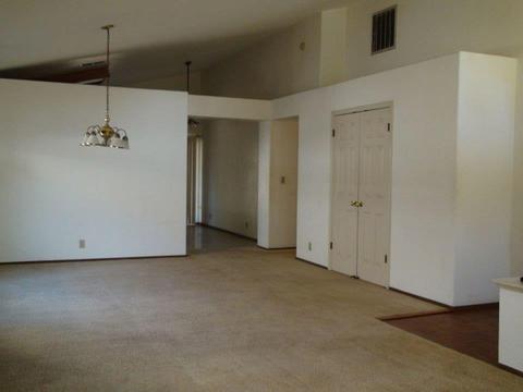 612 Berlin Way, Patterson, CA 95363 photo 3