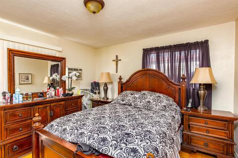 316 Glacier Ave, Modesto, CA 95351 photo 9