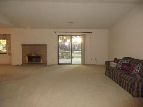 4024 Ashfield Way, Modesto, CA 95356 photo 2
