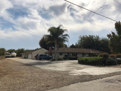 900 Orange Ave, Patterson, CA 95363 photo 2