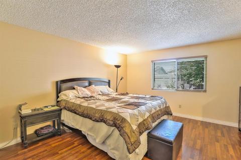 1047 Derby Ct, Manteca, CA 95336 photo 9