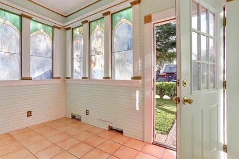 327 Poplar, Lodi, CA 95240 photo 5