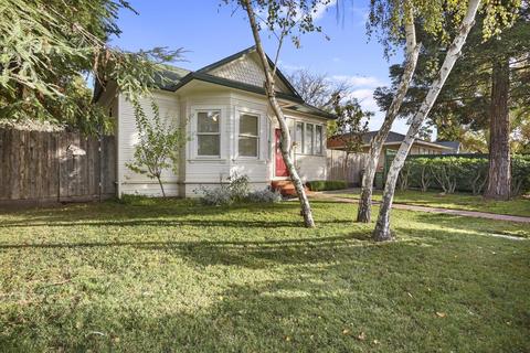 327 Poplar, Lodi, CA 95240 photo 2