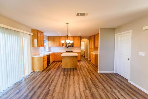 1689 Daniels St, Manteca, CA 95337 photo 7