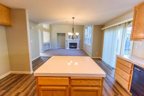 1689 Daniels St, Manteca, CA 95337 photo 9