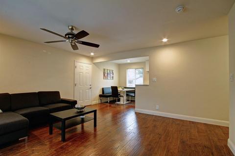 8975 Calvert Ave, Orangevale, CA 95662 photo 5