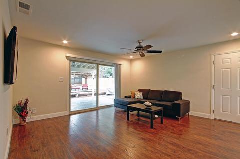 8975 Calvert Ave, Orangevale, CA 95662 photo 3