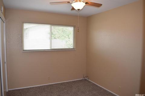 604 Madsen, Ripon, CA 95366 photo 10