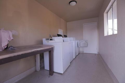933 Kenwood Ave, Turlock, CA 95380 photo 7
