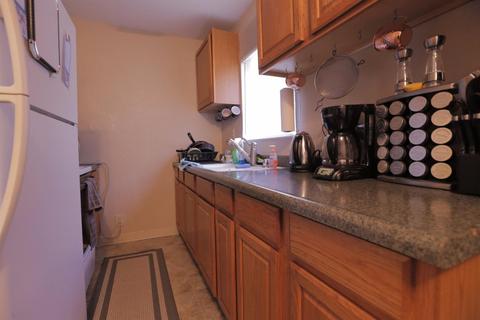933 Kenwood Ave, Turlock, CA 95380 photo 10