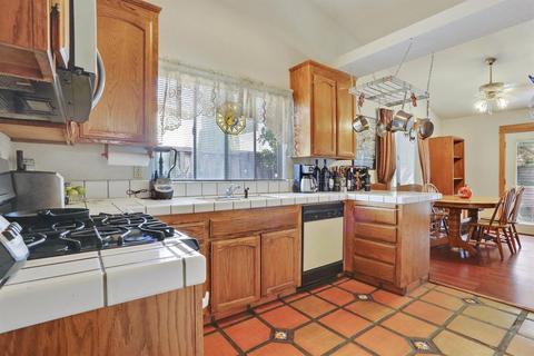 863 Raysilva, Stockton, CA 95206 photo 10