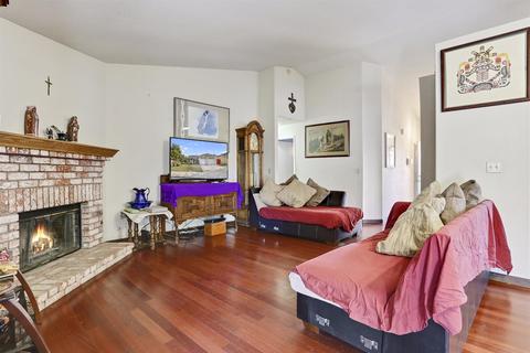 863 Raysilva, Stockton, CA 95206 photo 6