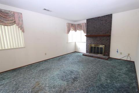 3021 Mammoth Way, Modesto, CA 95355 photo 4
