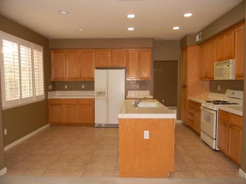 322 Fairmont Ct, Tracy, CA 95376 photo 8