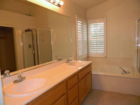 322 Fairmont Ct, Tracy, CA 95376 photo 17