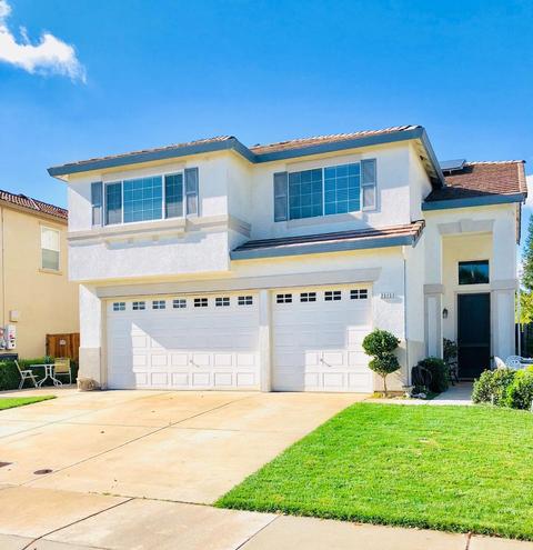 2373 Medallion Way, Lodi, CA 95242 photo 2