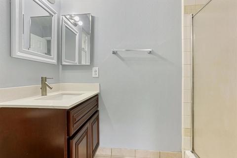 1608 Castilla Way, Modesto, CA 95355 photo 20