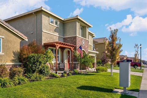 881 Mono St, Manteca, CA 95337 photo 3