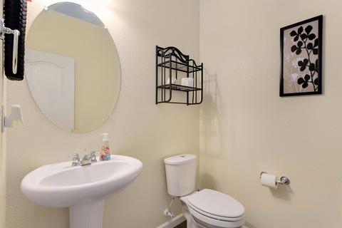 881 Mono St, Manteca, CA 95337 photo 5