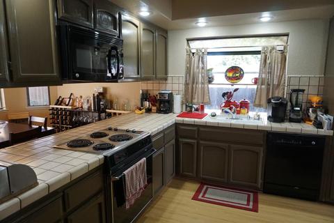 1329 Riverette Dr, Modesto, CA 95351 photo 2