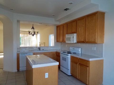 3504 Kee Ln, Modesto, CA 95355 photo 3