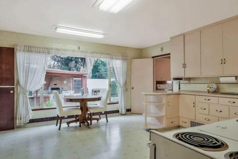 341 W Eaton Ave, Tracy, CA 95376 photo 7
